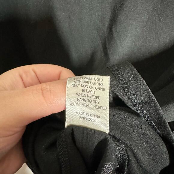 Skies are Blue Women's Black Swiss Dot Back Button Up Blouse Size Medium - Picture 6 of 9